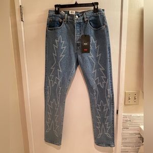 Levi’s Premium embroidered 501 Skinny High Rise Skinny Leg 31 x 30